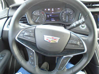 2025 Cadillac XT5, $49995. Photo 8