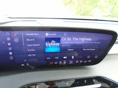 2025 Buick Enclave, $54995. Photo 11