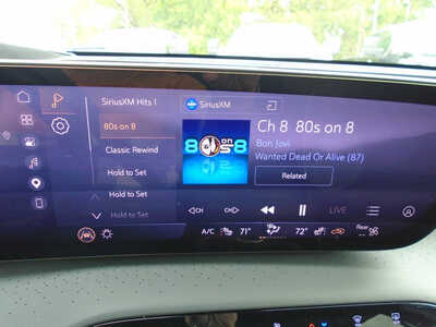 2025 Buick Enclave, $50995. Photo 11