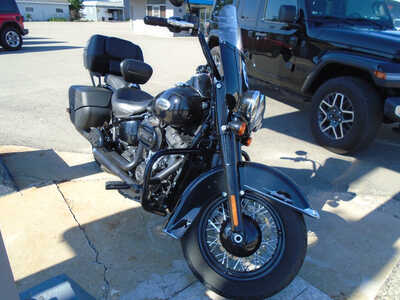 2023 Harley-davidson flhcs, $15995. Photo 2