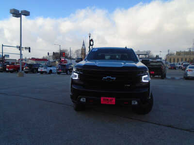 2021 Chevrolet 1500 Crew Cab, $1. Photo 2