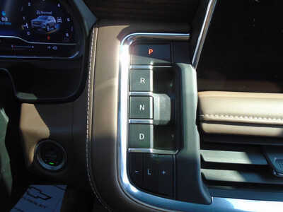 2024 Chevrolet Suburban, $69995. Photo 10