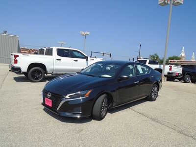 2025 Nissan Altima, $22030. Photo 3
