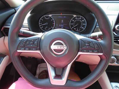 2025 Nissan Altima, $22030. Photo 8