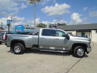 2024 Chevrolet 3500 Crew Cab, $0. Photo 5