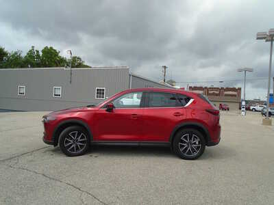 2017 Mazda CX-5, $0. Photo 4