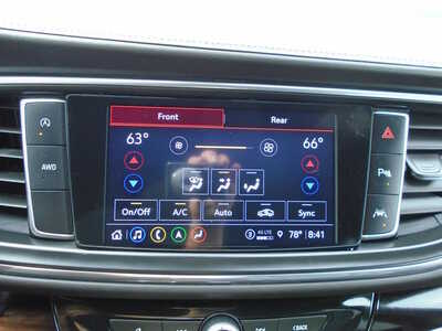 2022 Buick Enclave, $28530. Photo 11