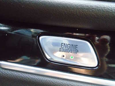 2022 Buick Enclave, $28530. Photo 9