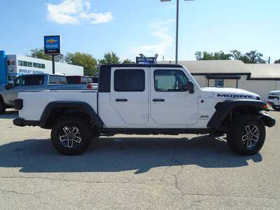 2026 Jeep Gladiator, $44530. Photo 5