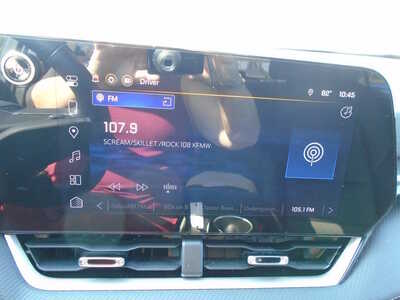 2026 Chevrolet Equinox, $30030. Photo 11