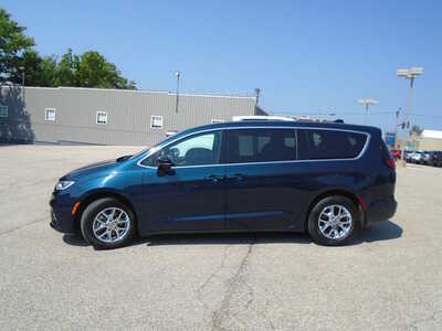 2025 Chrysler Pacifica, $30030. Photo 4