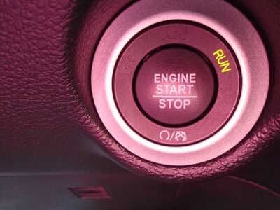2025 Chrysler Pacifica, $30030. Photo 9