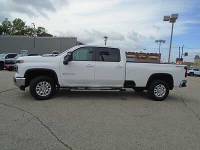 2024 Chevrolet 2500 Crew Cab, $54030. Photo 4