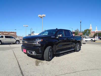 2022 Chevrolet 1500 Crew Cab, $37030. Photo 3