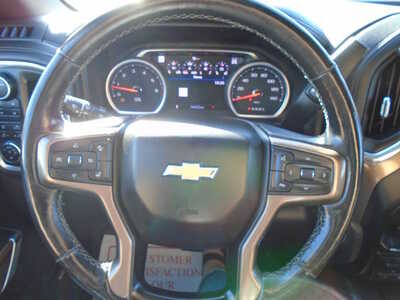 2022 Chevrolet 1500 Crew Cab, $37030. Photo 6
