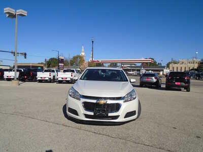 2015 Chevrolet Malibu, $5030. Photo 2