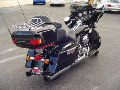2012 Harley Davidson Electra Glide, $12900. Photo 6