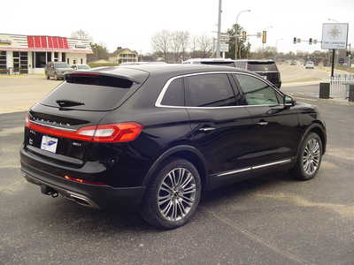 2018 Lincoln MKX, $35975. Photo 4