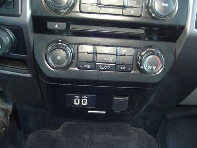 2016 Ford F150 Crew Cab, $26100. Photo 9