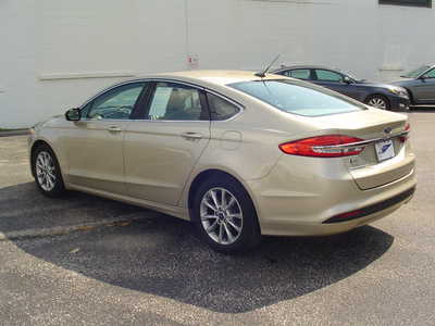 2017 Ford Fusion, $12650. Photo 2