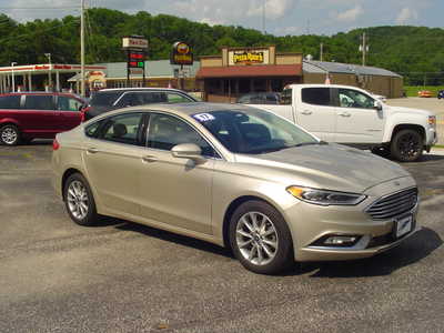 2017 Ford Fusion, $12650. Photo 5