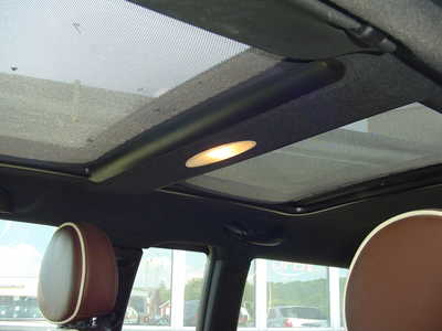 2008 MINI Cooper, $5750. Photo 9