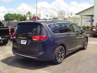 2019 Chrysler Pacifica, $21975. Photo 5