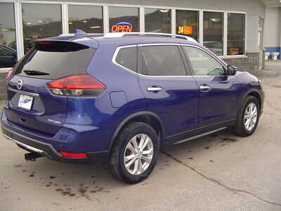 2019 Nissan Rogue, $9950. Photo 4