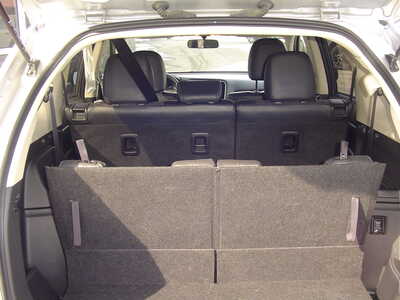 2019 Mitsubishi Outlander, $13900. Photo 7