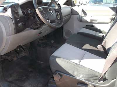 2009 Chevrolet 1500 Reg Cab, $5495. Photo 5
