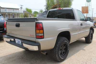 2005 GMC 1500 Reg Cab, $10995. Photo 4