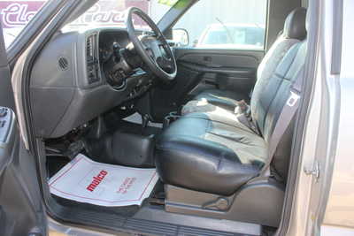 2005 GMC 1500 Reg Cab, $12995. Photo 5