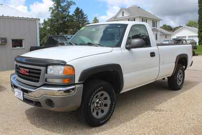 2006 GMC 1500 Reg Cab, $6495. Photo 1