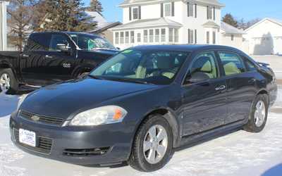 2009 Chevrolet Impala, $5995. Photo 2
