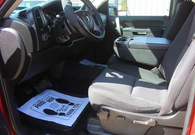 2011 Chevrolet 1500 Crew Cab, $11995. Photo 5