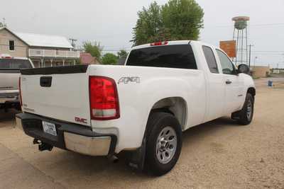 2011 GMC 1500 Ext Cab, $8995. Photo 3