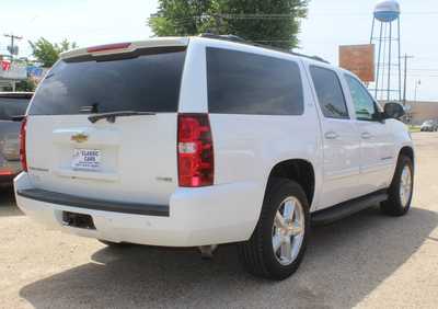 2008 Chevrolet Suburban, $8995. Photo 4