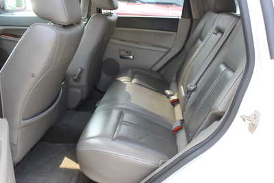 2006 Jeep Grand Cherokee, $6995. Photo 6