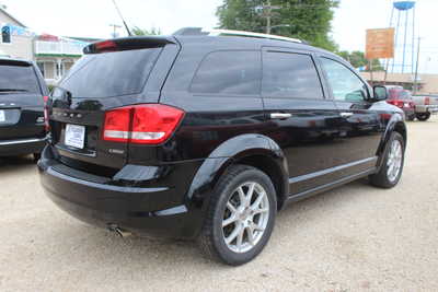 2011 Dodge Journey, $7995. Photo 4