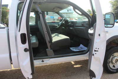 2006 Ford F250 Ext Cab, $8495. Photo 6