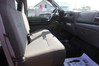 2006 Ford F250 Ext Cab, $8495. Photo 8