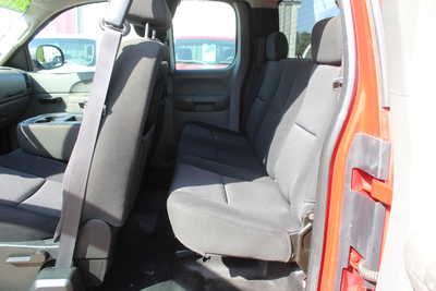 2013 Chevrolet 1500 Ext Cab, $9995. Photo 6