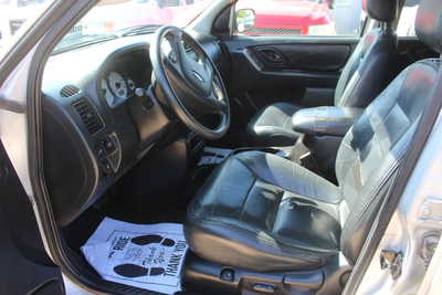 2003 Ford Escape, $4495. Photo 8