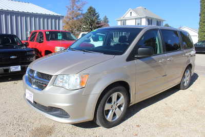 2013 Dodge Caravan, Grand, $5995. Photo 2