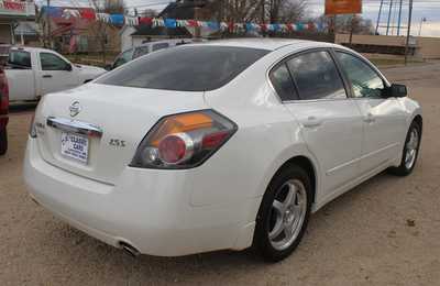 2011 Nissan Altima, $4495. Photo 4