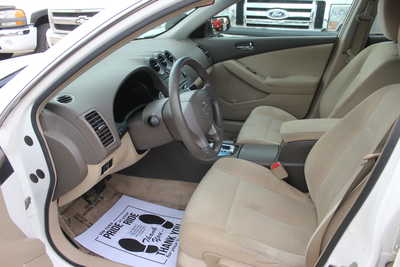 2011 Nissan Altima, $4495. Photo 5
