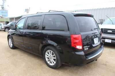 2015 Dodge Caravan, $7995. Photo 2