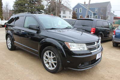 2011 Dodge Journey, $8995. Photo 2