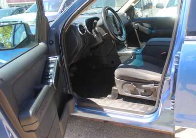 2009 Ford Explorer, $4995. Photo 5