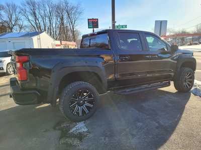 2020 Chevrolet 1500 Crew Cab, $32995. Photo 4